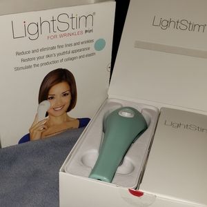 Lightstim mini in mint for wrinkles